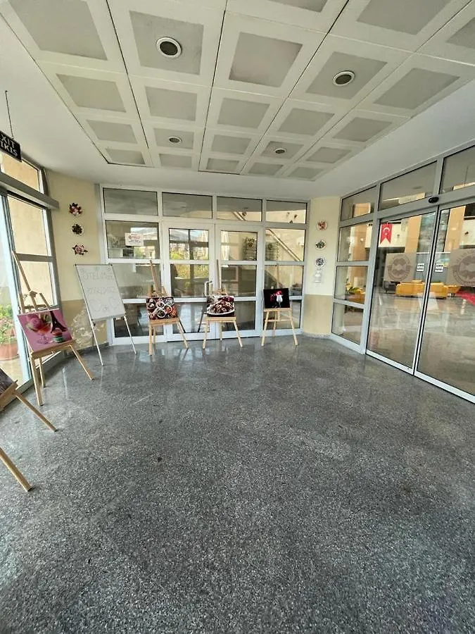 ** Hotel Selahaddin Eyyubi Uygulama Oteli Istanbul Turkey